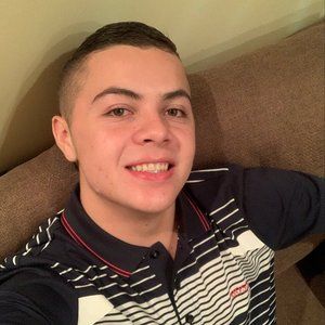 Meet your Posher, Victor